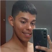 Profesor fitness dispuesto a impartir clases a todas las edades me comprometo a lograr tu mejor version